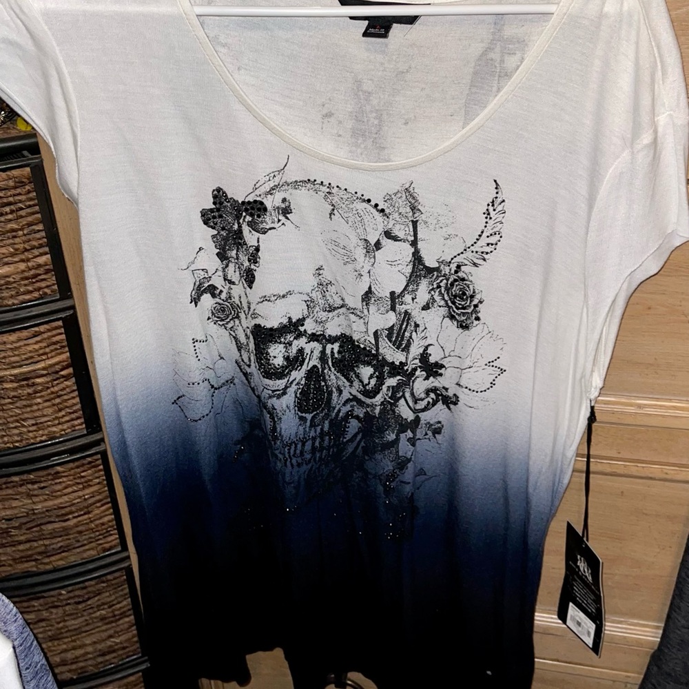 NWT Rock and Republic slinky t shirt